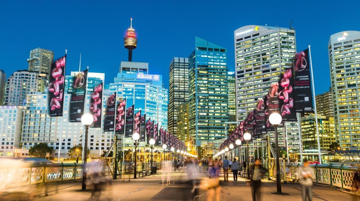 Apartment Luxury Darling Harbour Views, Pool & Parking *
